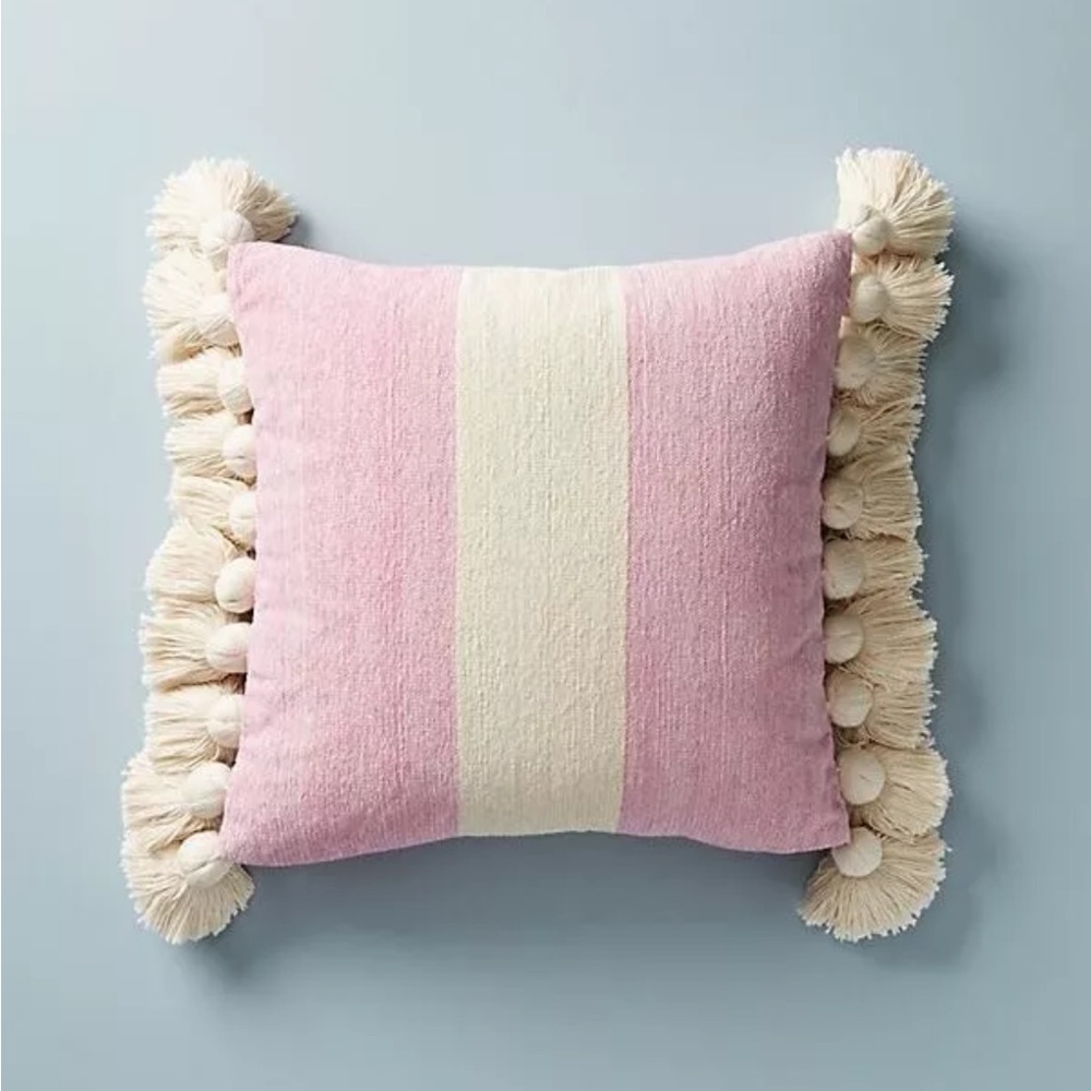 NWOT - Anthropologie -  Tasseled Chenille Nadia Pillow, Pink & Beige, Knit 20x20